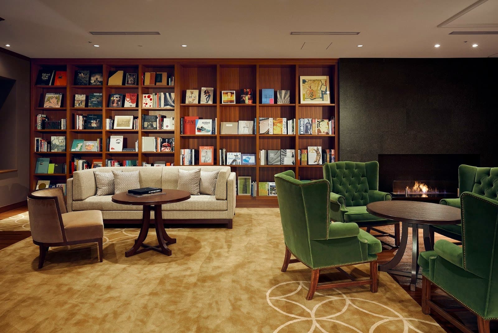 Experience the “Library Hotel” with over 1,500 books and rotating theme collections at Shiba Park Tokyo Hotel