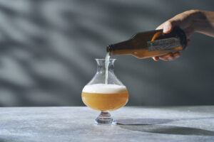 ส่งต่องานฝีมือแบบญี่ปุ่นอันยอดเยี่ยมสู่ทั่วโลก! เปลี่ยนประสบการณ์การดื่มเบียร์ด้วยแก้วที่แตกต่าง แบรนด์แก้วสำหรับคราฟต์เบียร์แบรนด์แรกของญี่ปุ่น “Geek Glass Tokyo” กลับมาเปิดตัวอีกครั้ง!